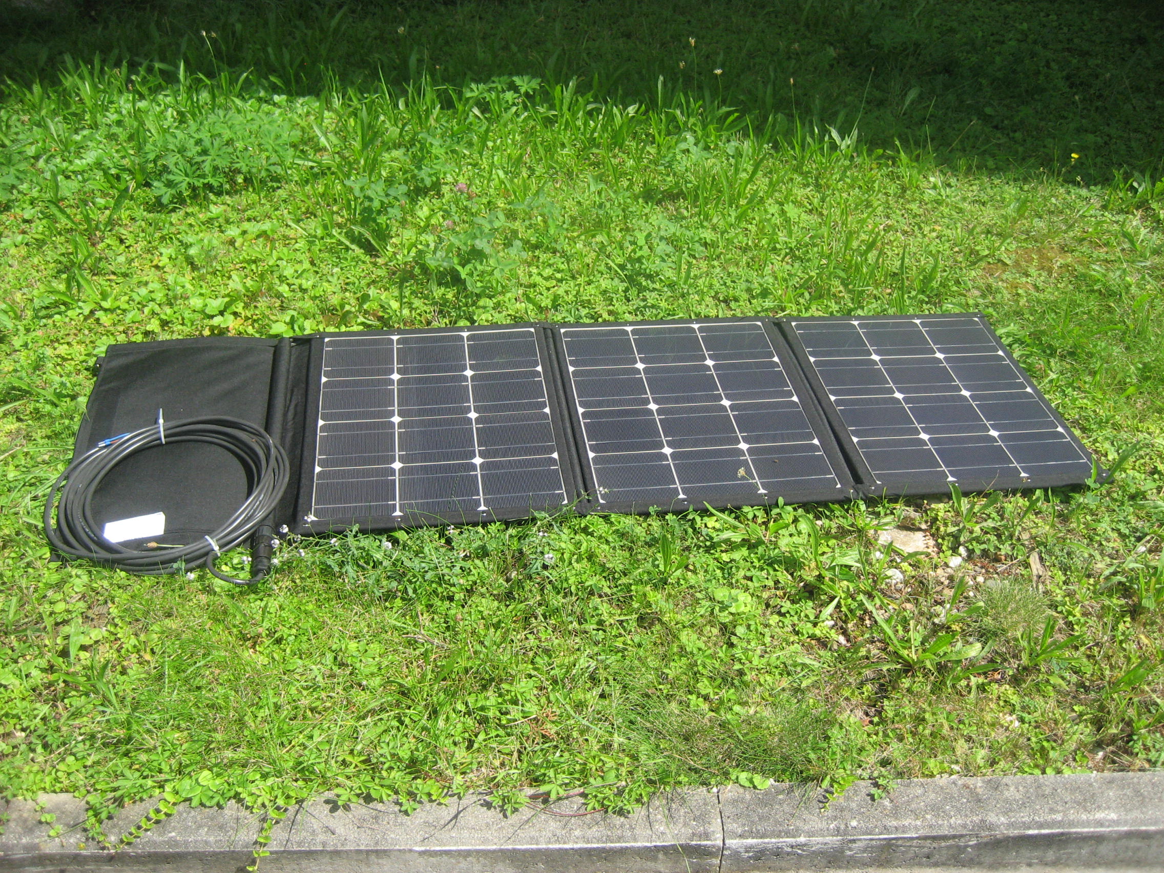 BIOPROJEKT OFFROAD Solar Swiss PV Solarmodul KVM 90 12 BIOPROJEKT OFFROAD Solar Swiss PV Solarmodul KVM 90 12